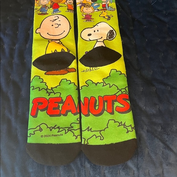 Odd Sox Peanuts Snoopy Crew Socks Mens Womens Charlie Brown Lucy Sally Fun Gift - Picture 8 of 8